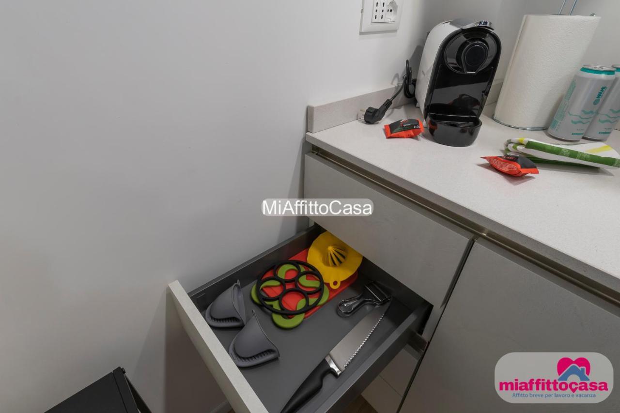 Black And Porta Venezia Appartement *